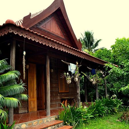 The Plantation Pansiyon Kampot Dış mekan fotoğraf