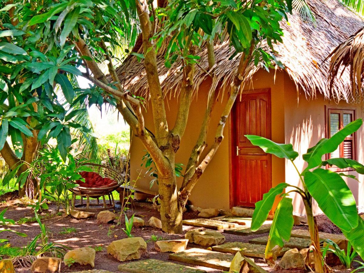 The Plantation Pansiyon Kampot Dış mekan fotoğraf
