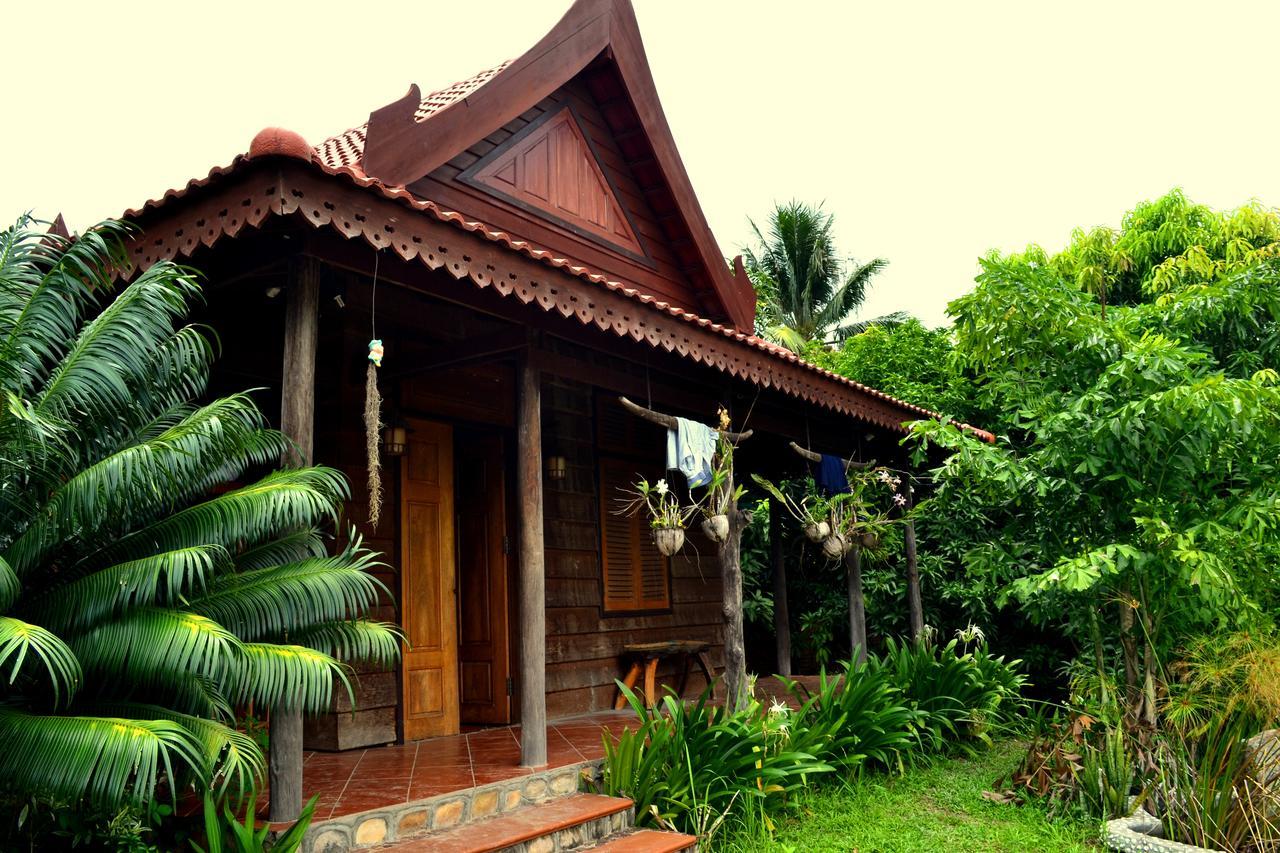 The Plantation Pansiyon Kampot Dış mekan fotoğraf