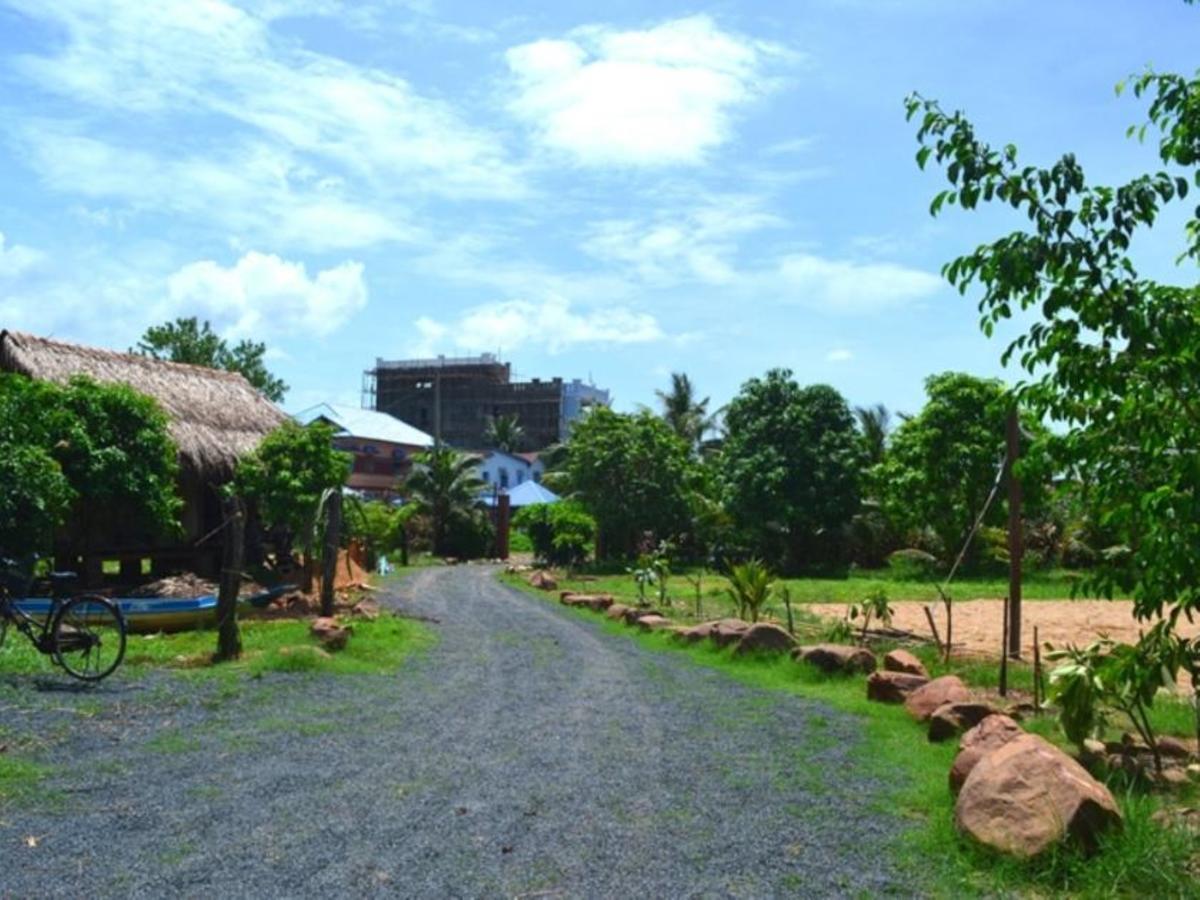 The Plantation Pansiyon Kampot Dış mekan fotoğraf